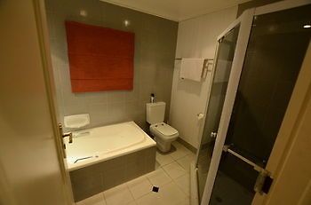 Norscot Manor Guest Lodge แซนด์ตัน ภายนอก รูปภาพ